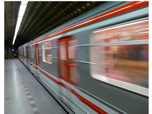 高速列車(chē)分布式信號(hào)測(cè)量技術(shù)：德維創(chuàng)TRIONet3系統(tǒng)與應(yīng)用分析