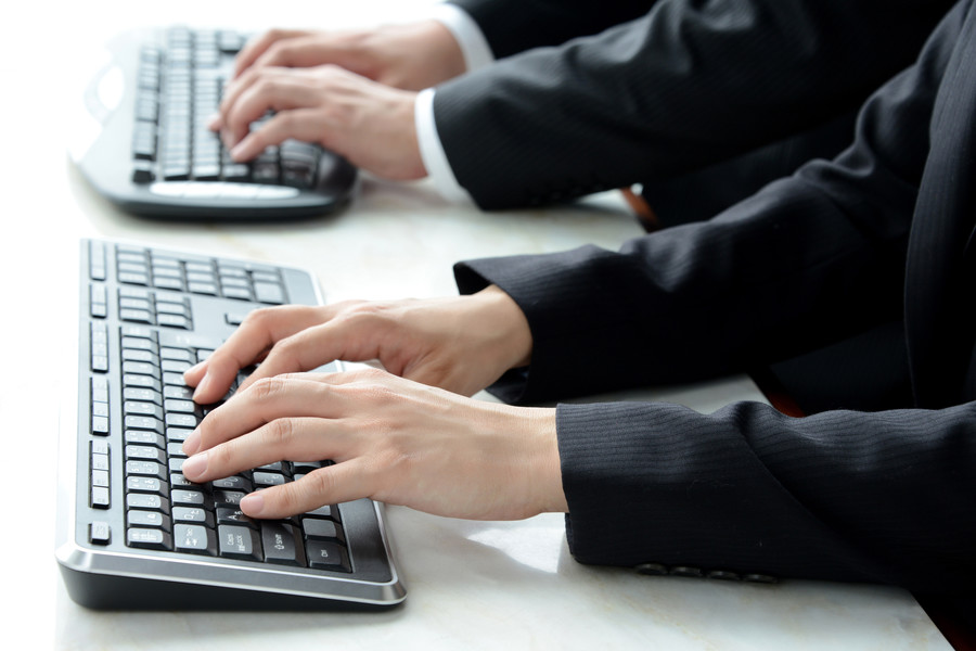 上海受賄罪律師解讀商業(yè)賄賂罪立案金額相關(guān)問(wèn)題