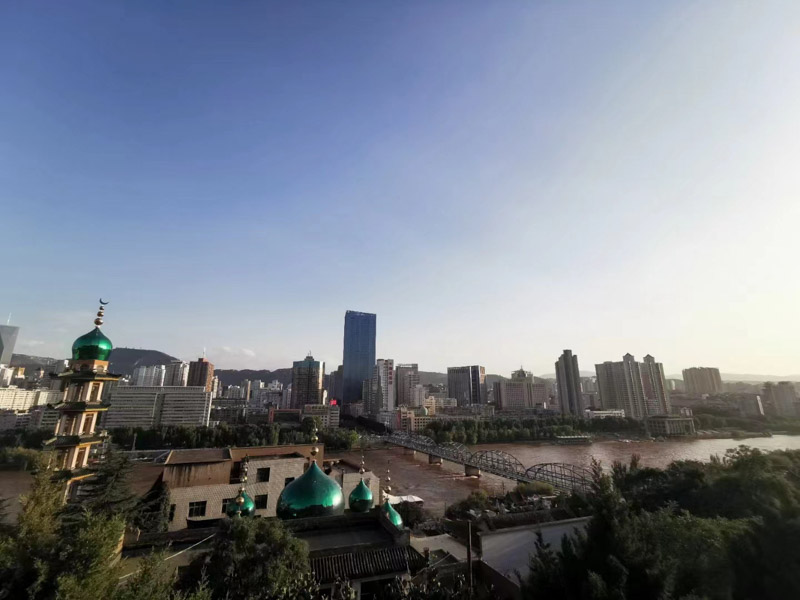 上海著名刑事案件律師來講講受賄罪共犯與利用社會影響力受賄罪的界限