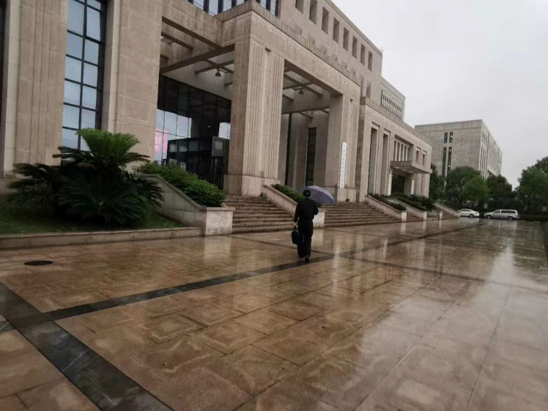 期貨合同詐騙法院怎么判？黃浦刑事律師為您講解